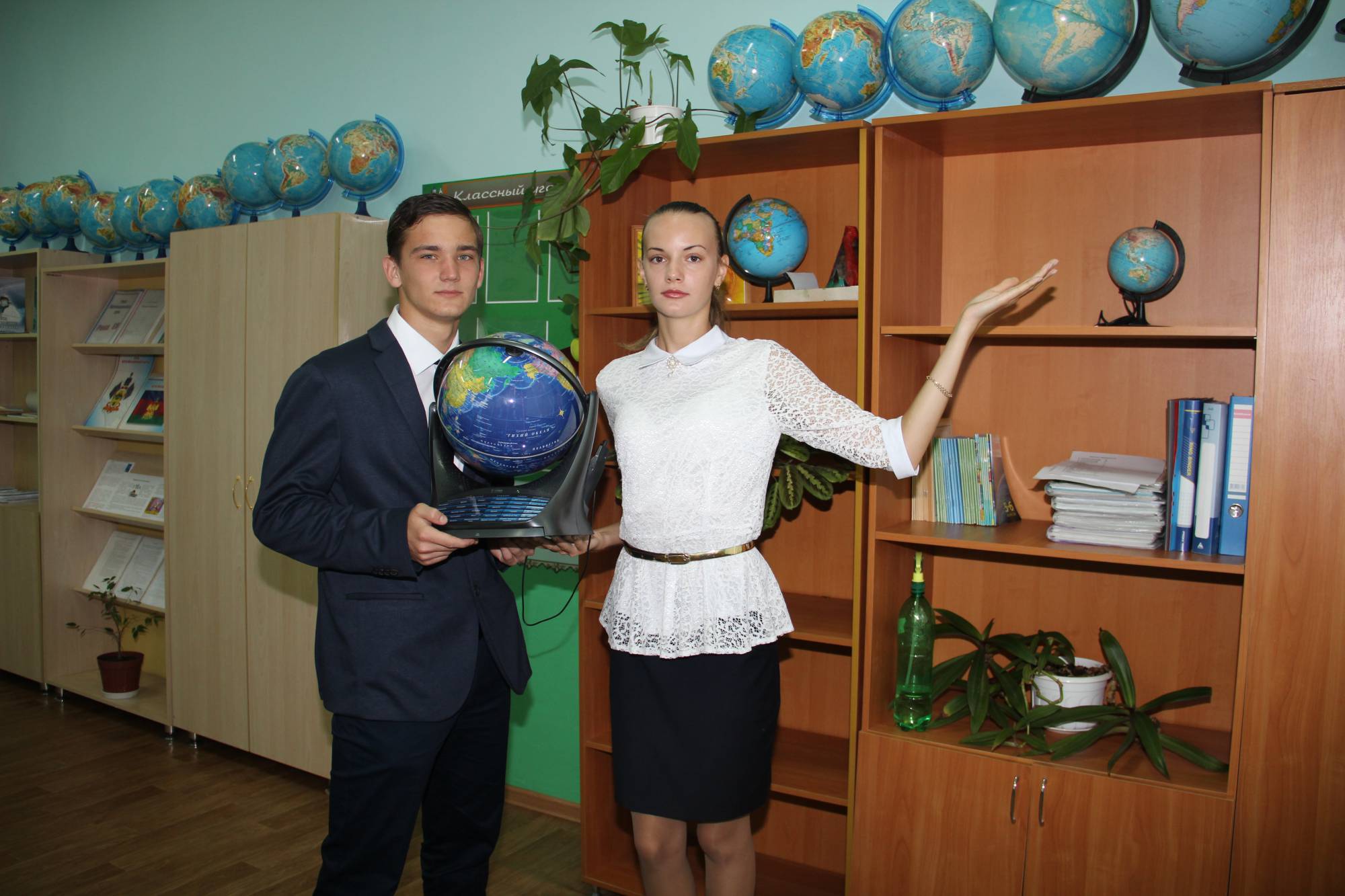 Даже в самых маленьких сельских школах ребята обучаются по последнему слову науки