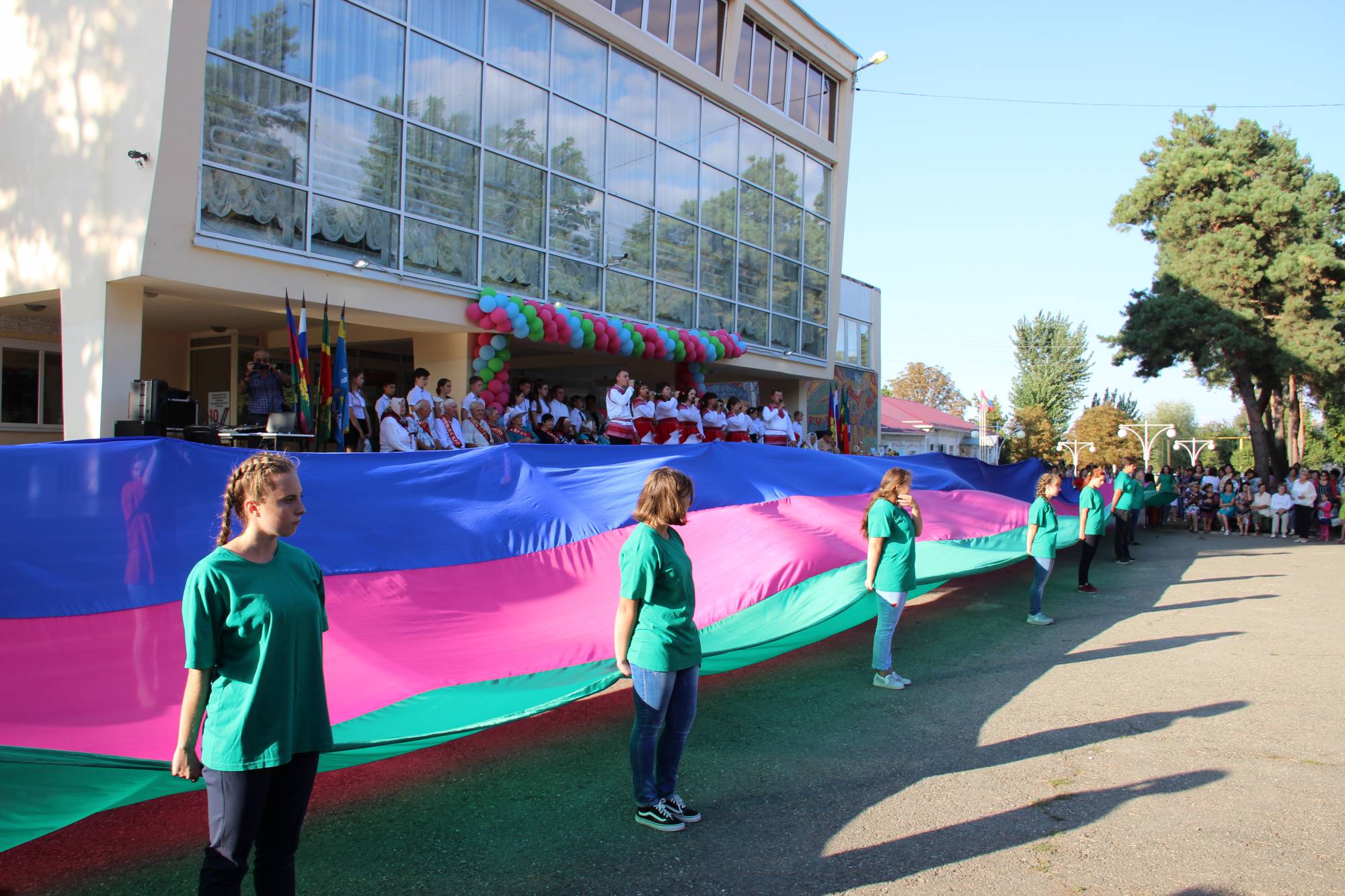 Краснодарскому краю – 80 лет