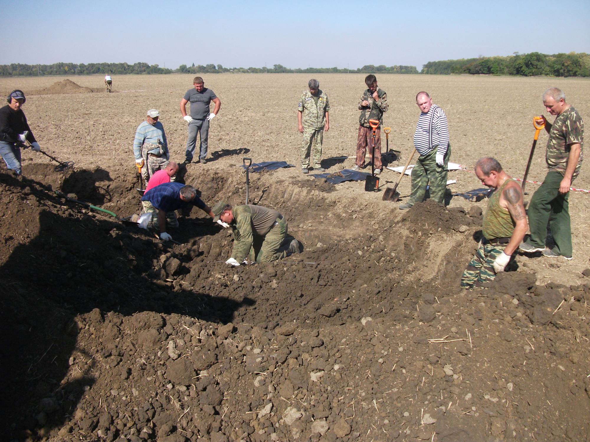 На окраине Красного леса поисковики обнаружили останки красноармейцев