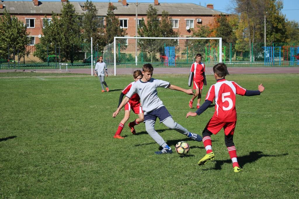 Старонижестеблиевцы победили в турнире, посвященном 100-летию ВЛКСМ