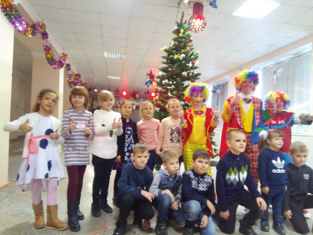 На праздник в Старонижестеблиевский ДК пришли более 50 ребятишек