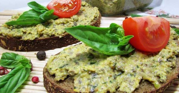 Кабачковая намазка на хлеб: быстрая и очень вкусная закуска
