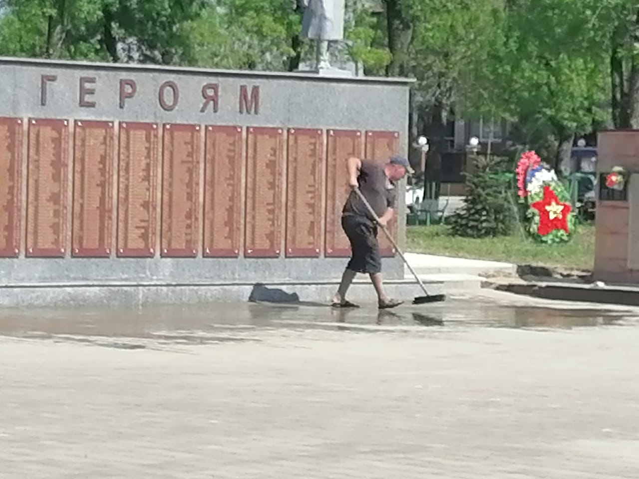 В Полтавской завершены ремонтные работы на мемориале Славы