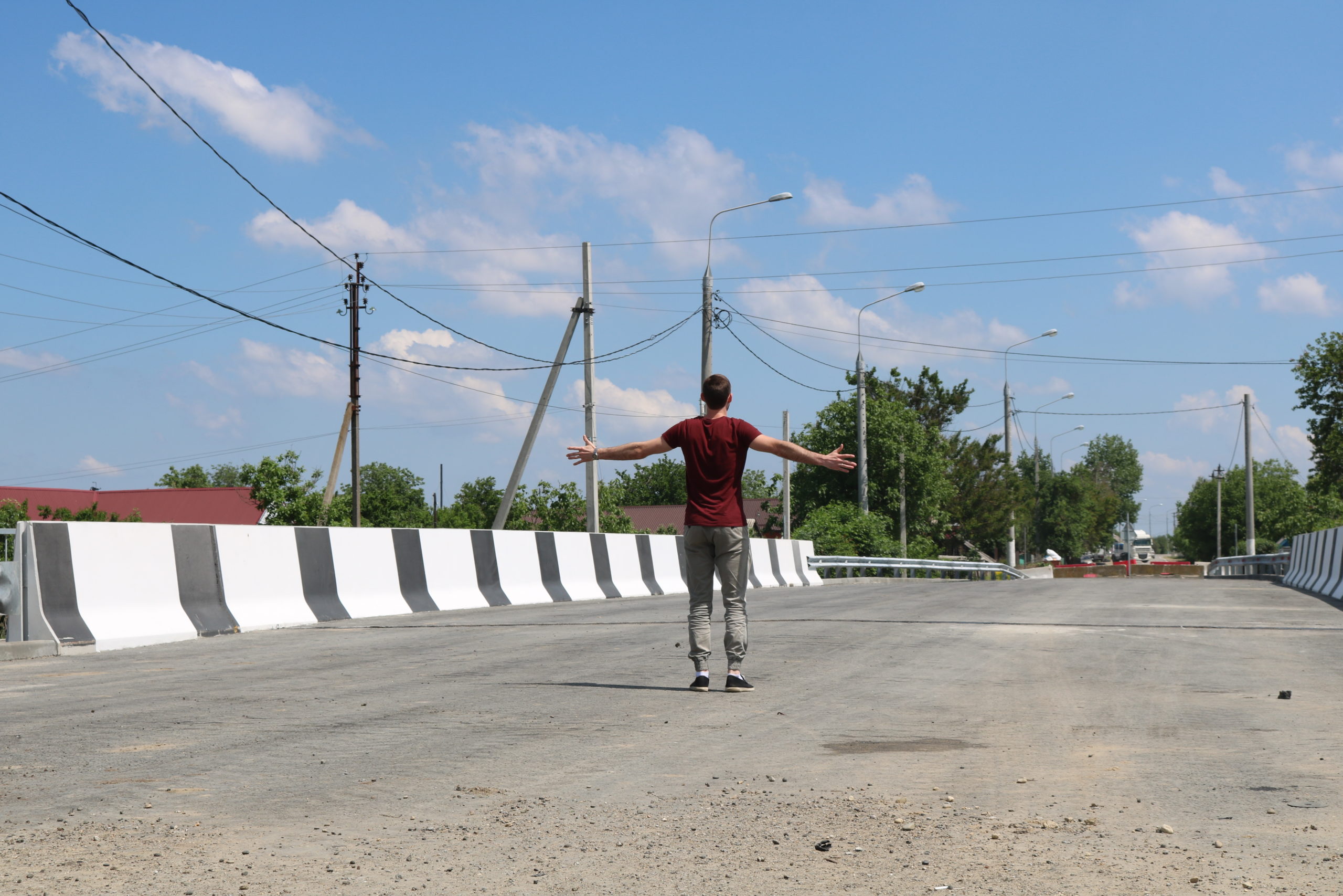 Открытие моста через ерик на улице Народной в станице Полтавской опять отложено