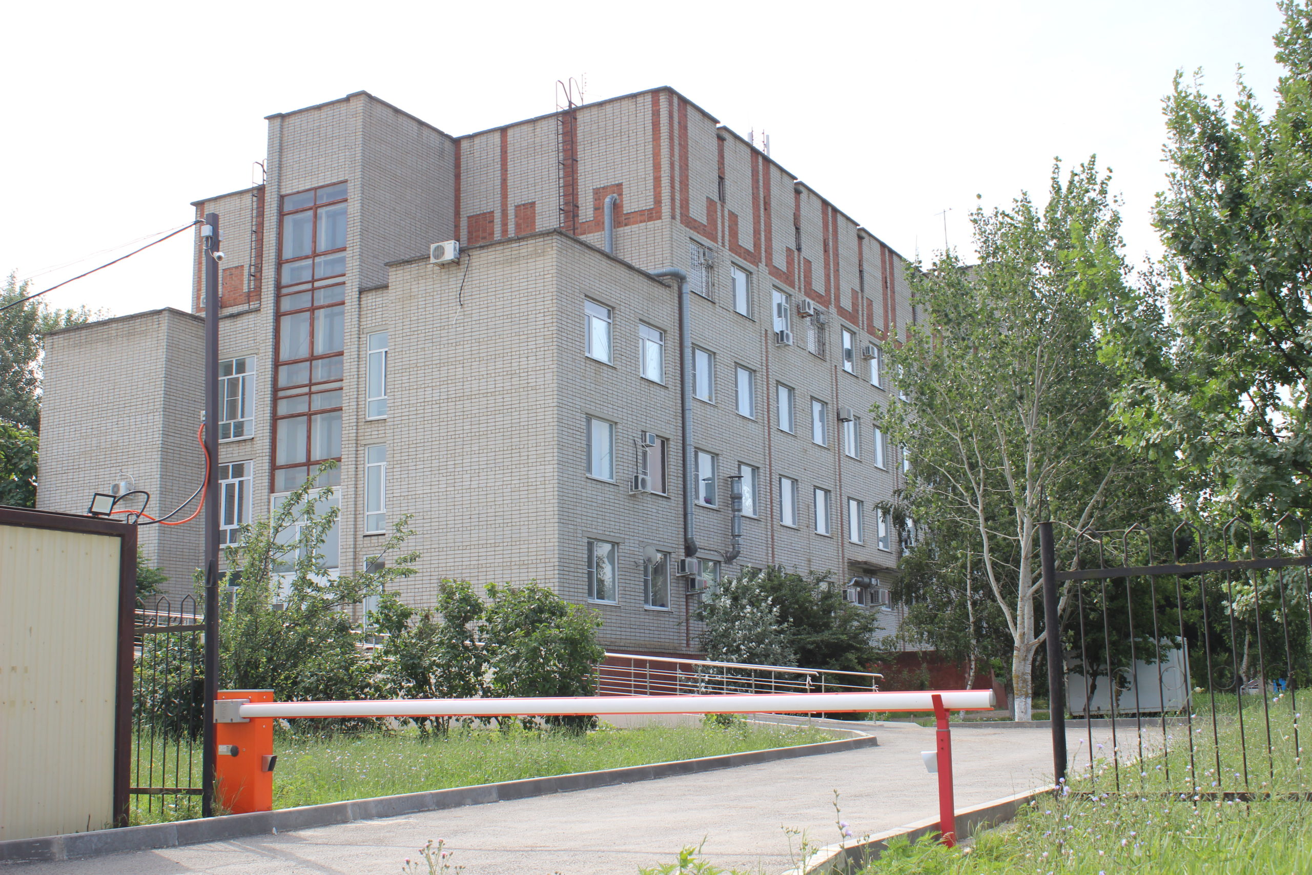 За сутки в госпитале Красноармейской ЦРБ скончались ещё два пациента