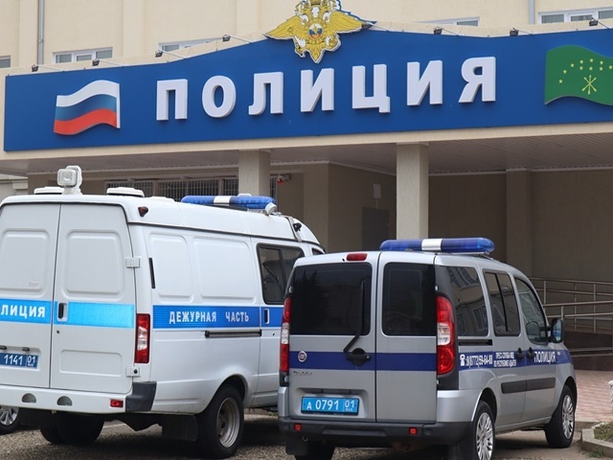 В Краснодарском крае четверо полицейских получили травмы в результате аварии