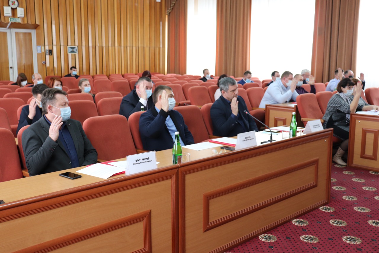 На очередной сессии райсовета обсуждались проблемы мусорного полигона
