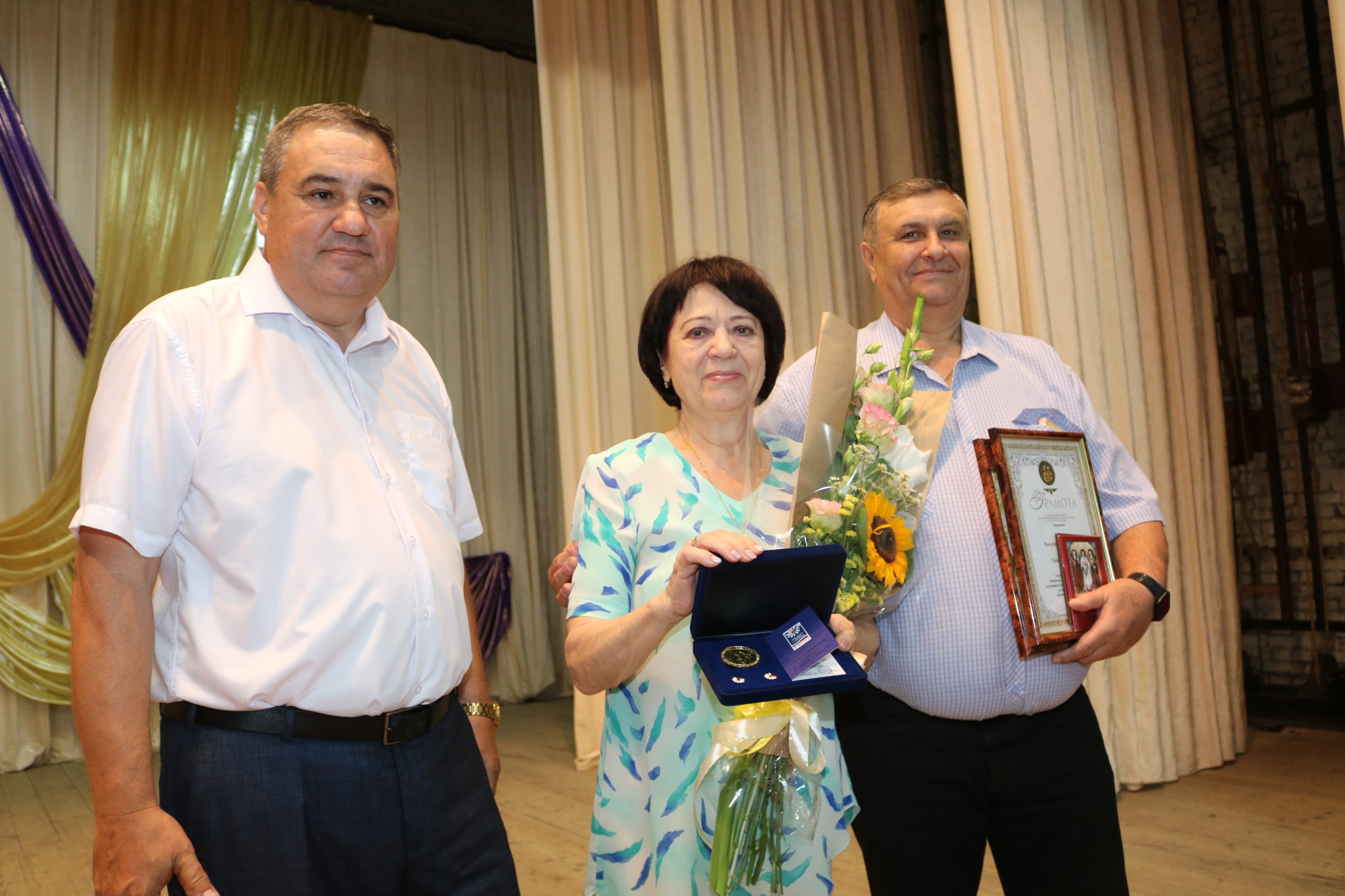 В Полтавской прошел районный праздник в честь Дня семьи, любви и верности