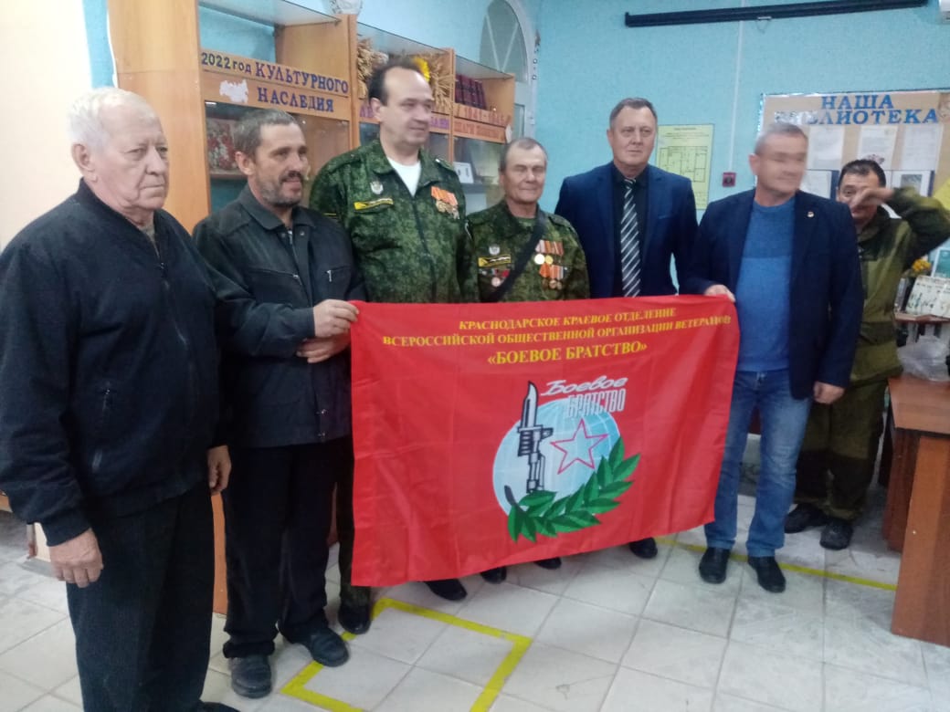 Представители поискового отряда «Кубанский рубеж» передали в Протичкинский музей очередной экспонат
