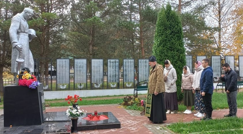 Паломники из Красноармейского района завершили рейд памяти по Тверской области в деревне Полунино
