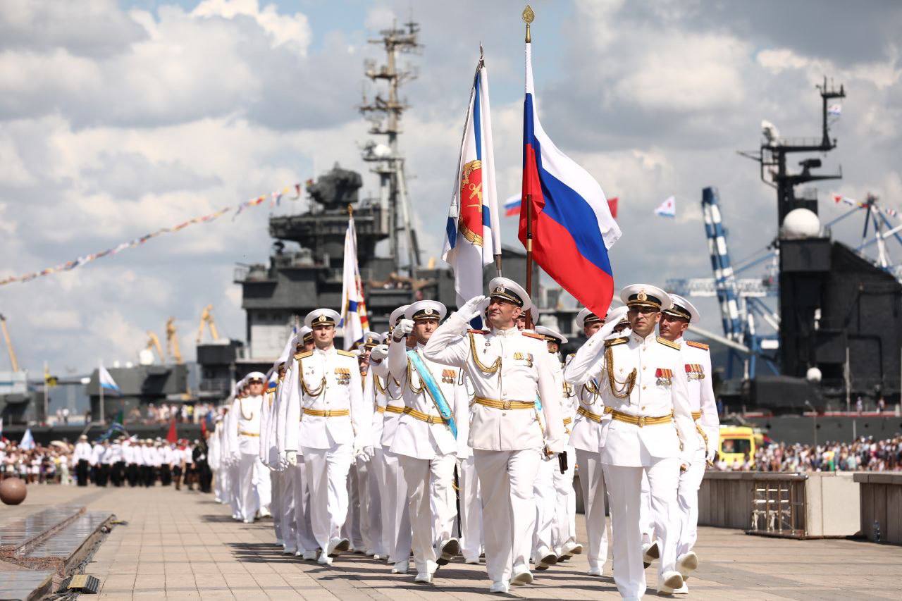 Праздничные мероприятия в честь дня ВМФ в Новороссийске продолжатся до вечера