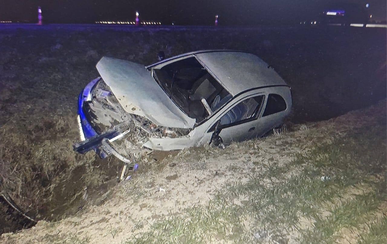 На трассе «Славянск-на-Кубани-Полтавская» водитель Opel не справился с управлением автомобиля и улетел в кювет