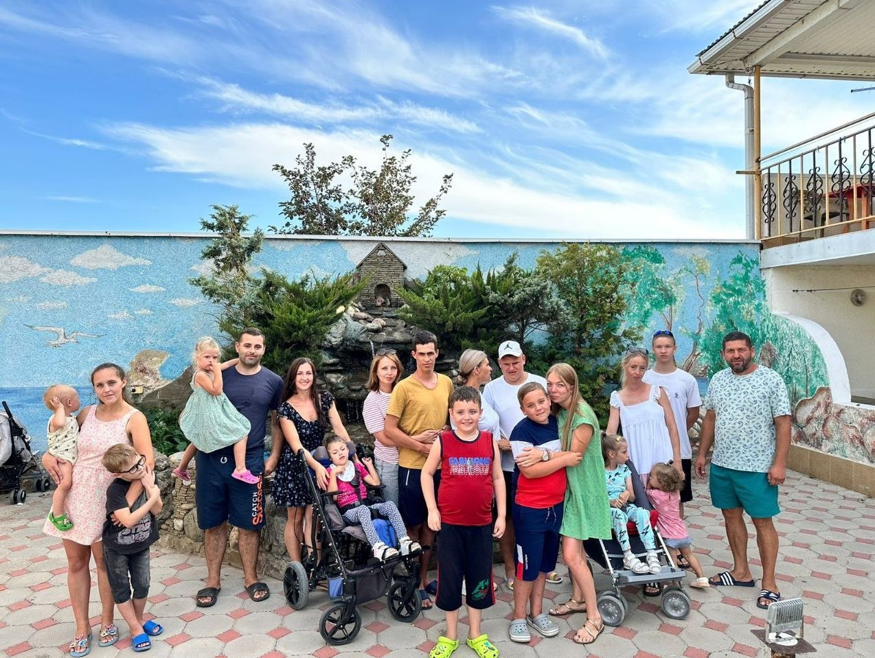 Полтавский центр абилитации «РАСсвет» организовал летний выездной развивающий лагерь для детей-инвалидов