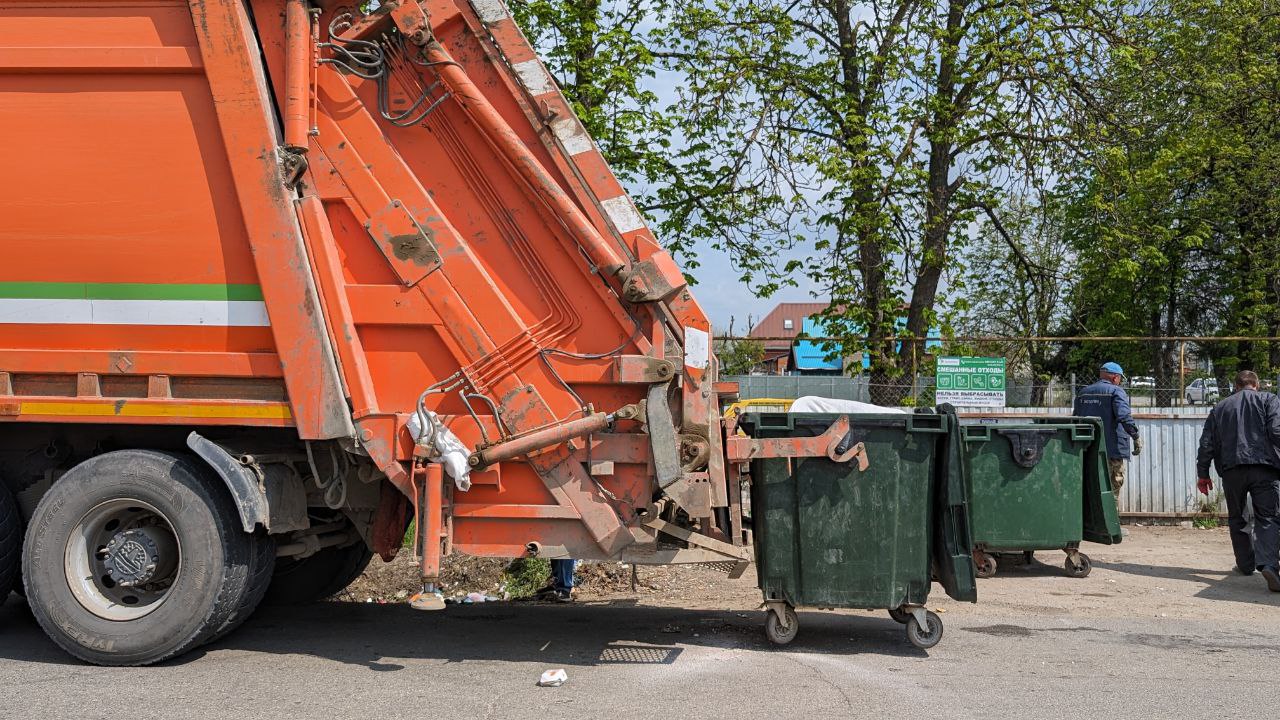 В Министерстве ТЭК и ЖКХ прокомментировали проблему вывоза мусора в Красноармейском районе