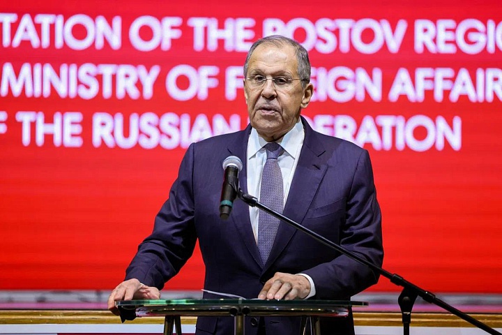 Лавров о срыве диалога: «Запад не позволит Украине договориться»