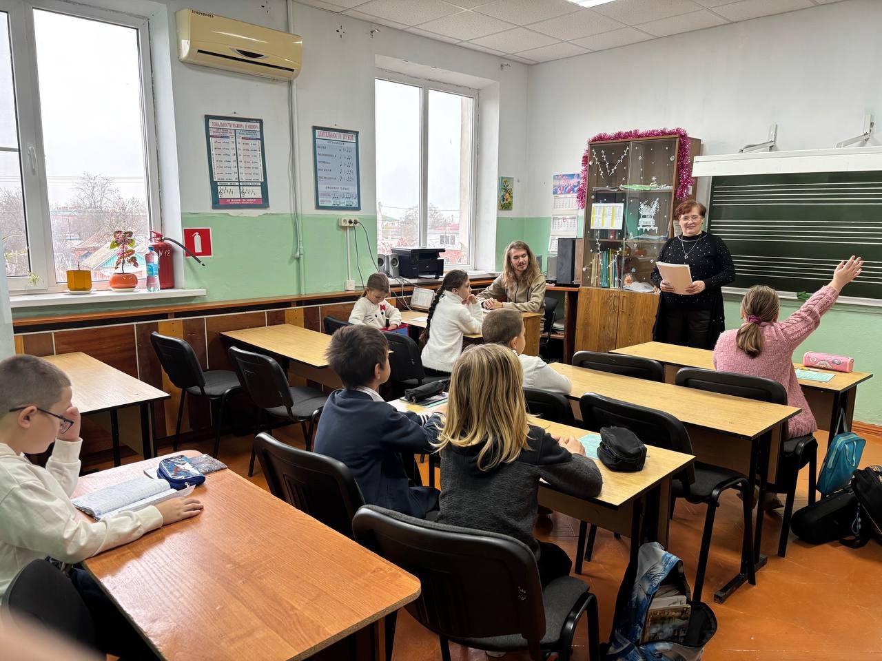 Воспитанникам ДШИ станицы Новомышастовской рассказали, чем опасны вредные привычки