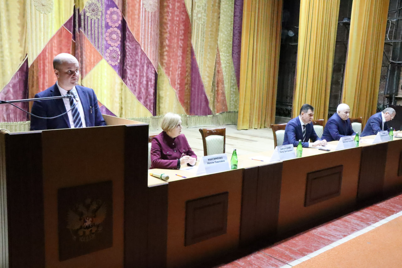 От слайдов к реальности: как Октябрьское поселение преображается благодаря активной работе администрации