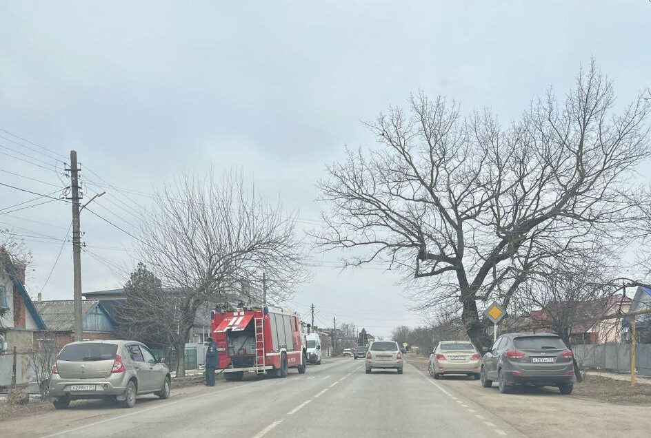 В станице Полтавской в горящей бане погиб мужчина
