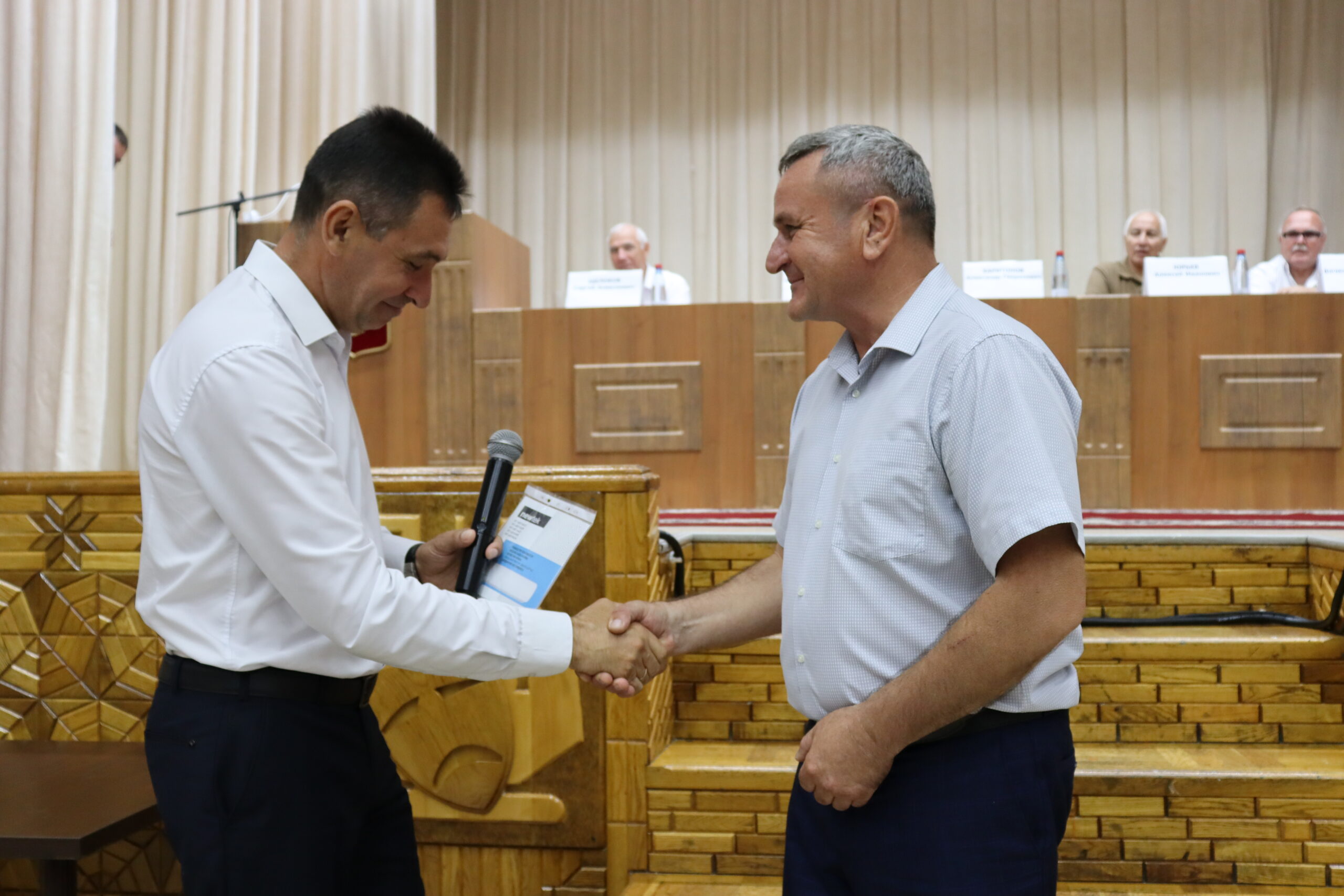 Александр Суфрадзе единогласно переизбран главой Совета ветеранов Красноармейского района