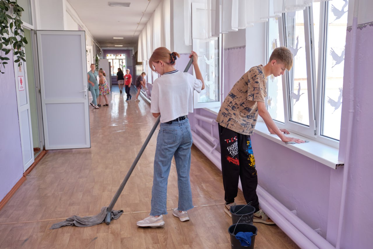 Более 200 подростков Красноармейского района уже вышли на работу этим летом