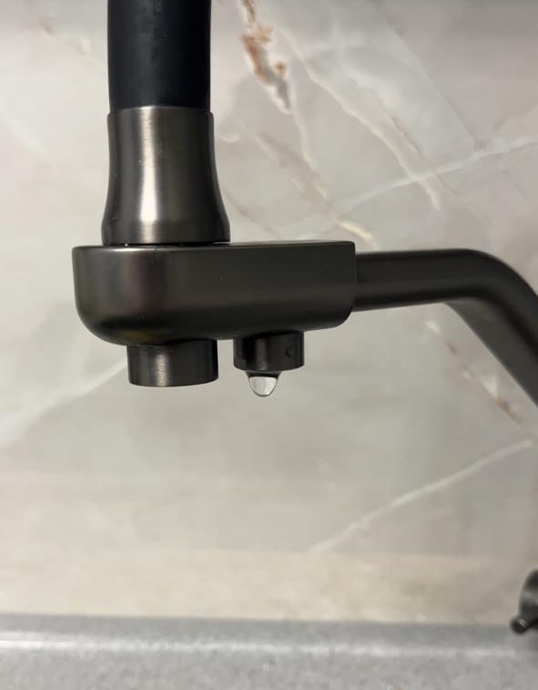 Жители Новомышастовской снова жалуются на перебои с водоснабжением