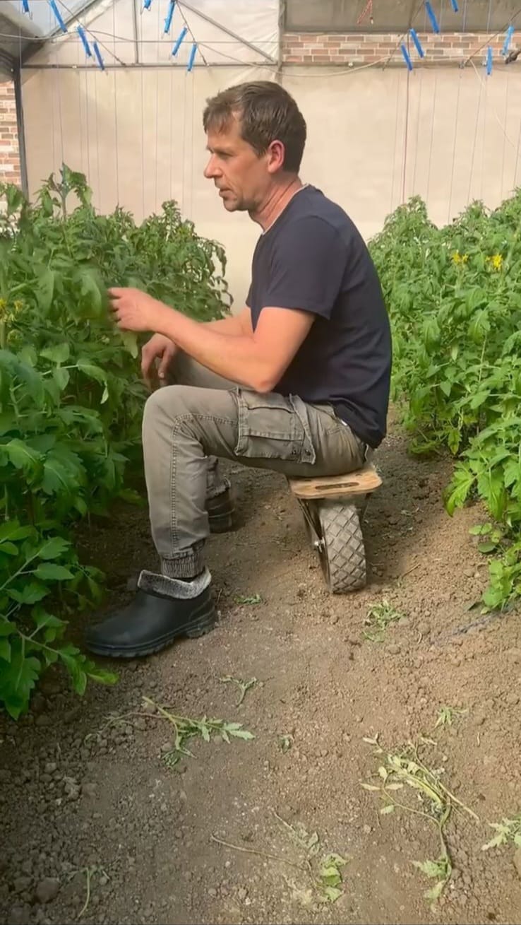 Житель станицы Марьянской Александр Шевченко попал в передачу Андрея Малахова «Маленькие хитрости»