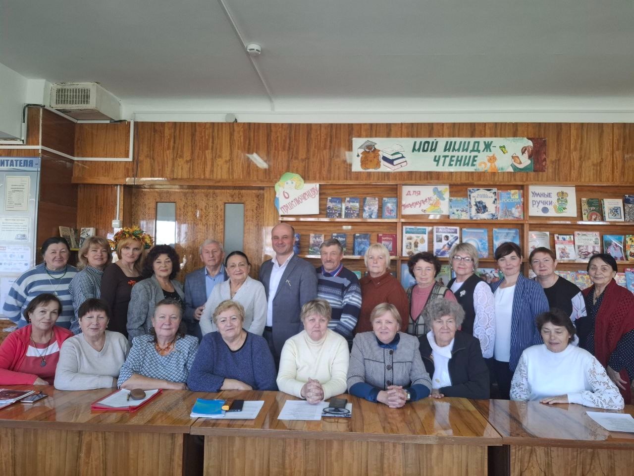 В поселке Октябрьском открылся филиал литературного факультета Университета третьего возраста