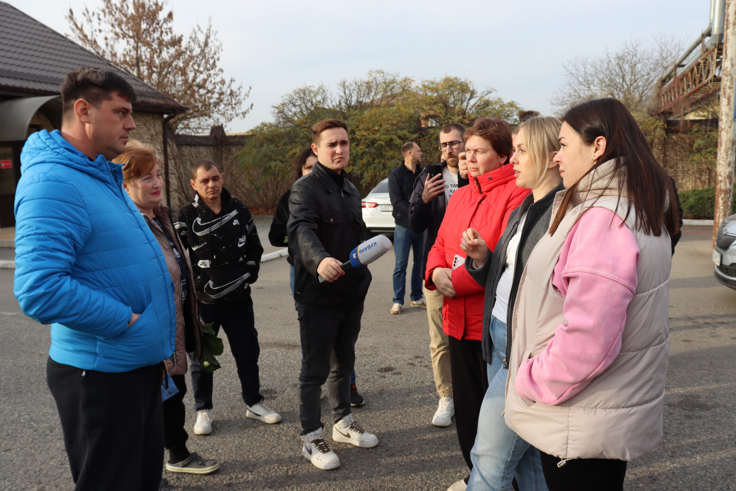 Марьянцы жалуются на выбросы сажи местного рисозавода