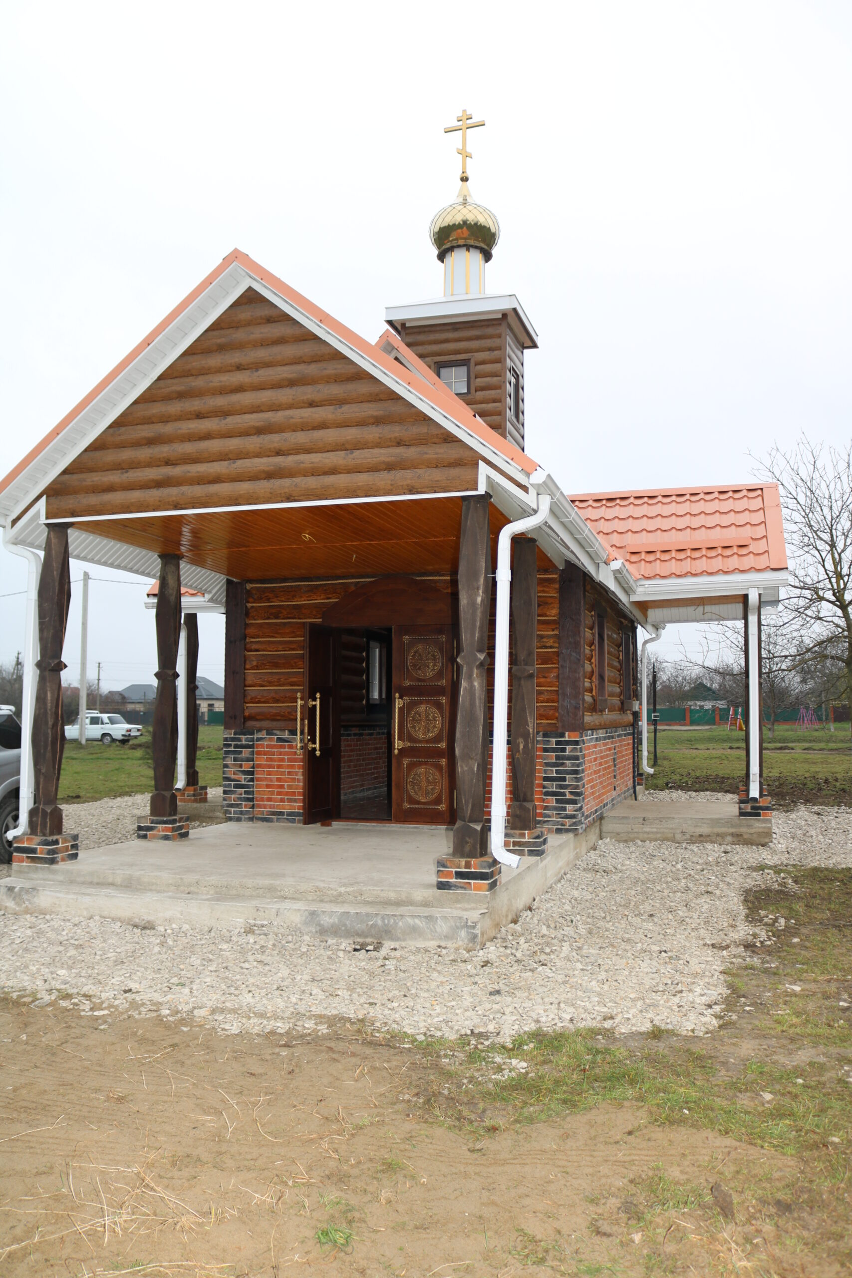 Строительство часовни во имя Святителя Николая в станице Полтавской практически завершено