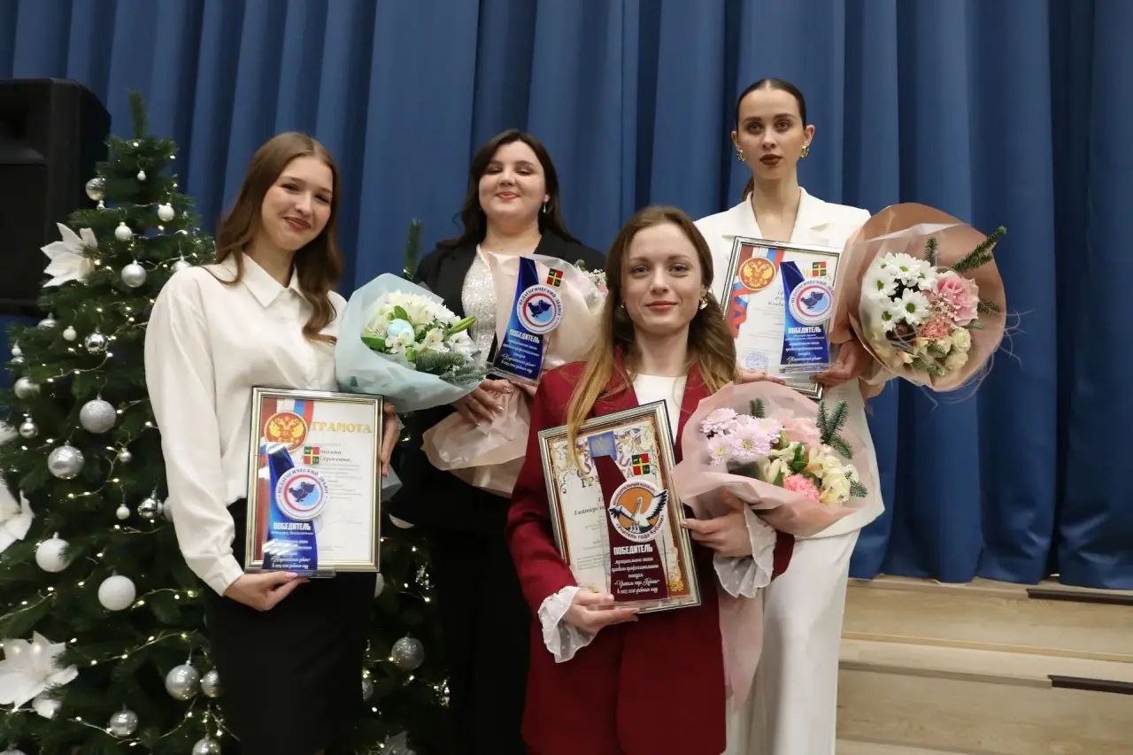 Учитель из старонижестеблиевской СОШ №15 вышла в краевой этап «Учителя года Кубани»