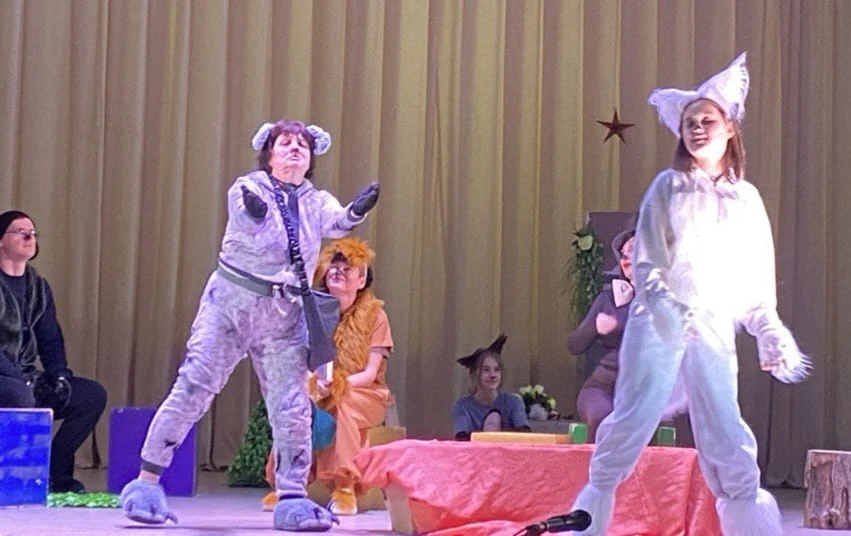 Полтавский театр «Мельпомена» поставил спектакль на новогодних праздниках