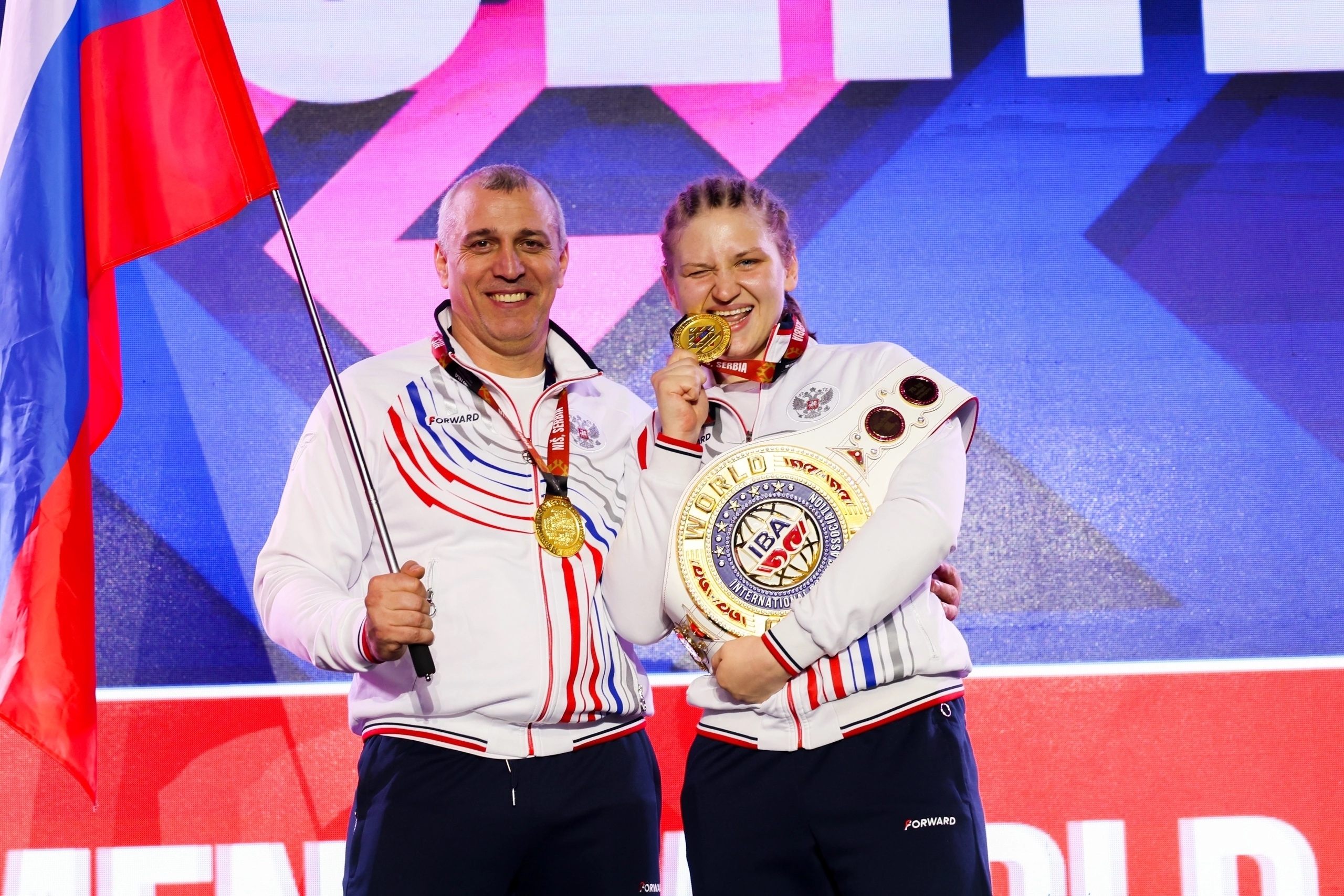 Заслуженный мастер спорта и Заслуженный тренер: высшие награды присвоены чемпионке мира из Марьянской и её наставнику