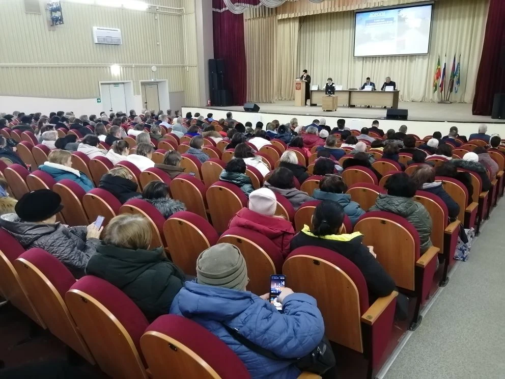 В станице Ивановской продолжится ремонт дорог и тротуаров