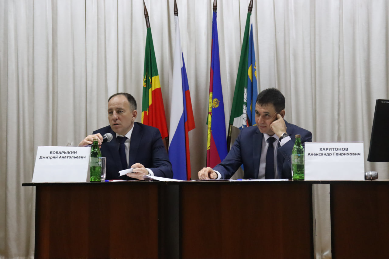 На открытой сессии глава Протичкинского сельского поселения рассказал о результатах деятельности администрации в минувшем году и о перспективе на 2026-й