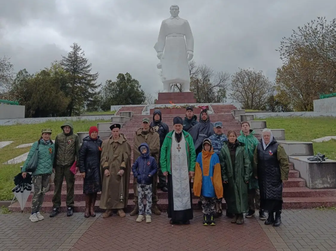 От «Сопки Героев» до фронтовой песни: как прошли первые три дня «Георгиевского стояния»