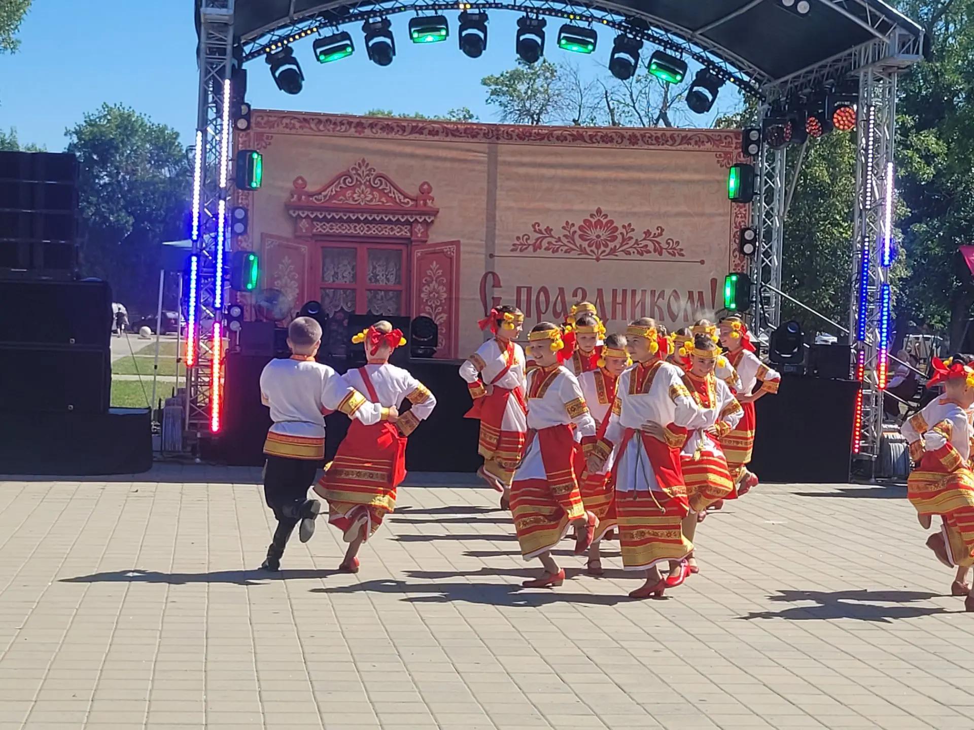 В станице Полтавской отметили 232-летие: награды, «Город мастеров» и новый почётный гражданин